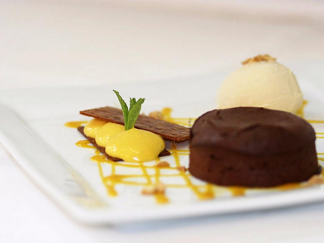 Logis Hotel Restaurant Nougier Saint-Etienne-de-Fursac Екстер'єр фото
