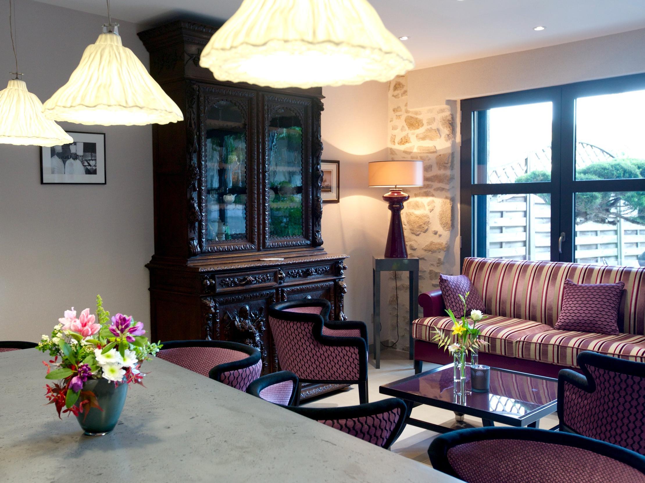 Logis Hotel Restaurant Nougier Saint-Etienne-de-Fursac Екстер'єр фото