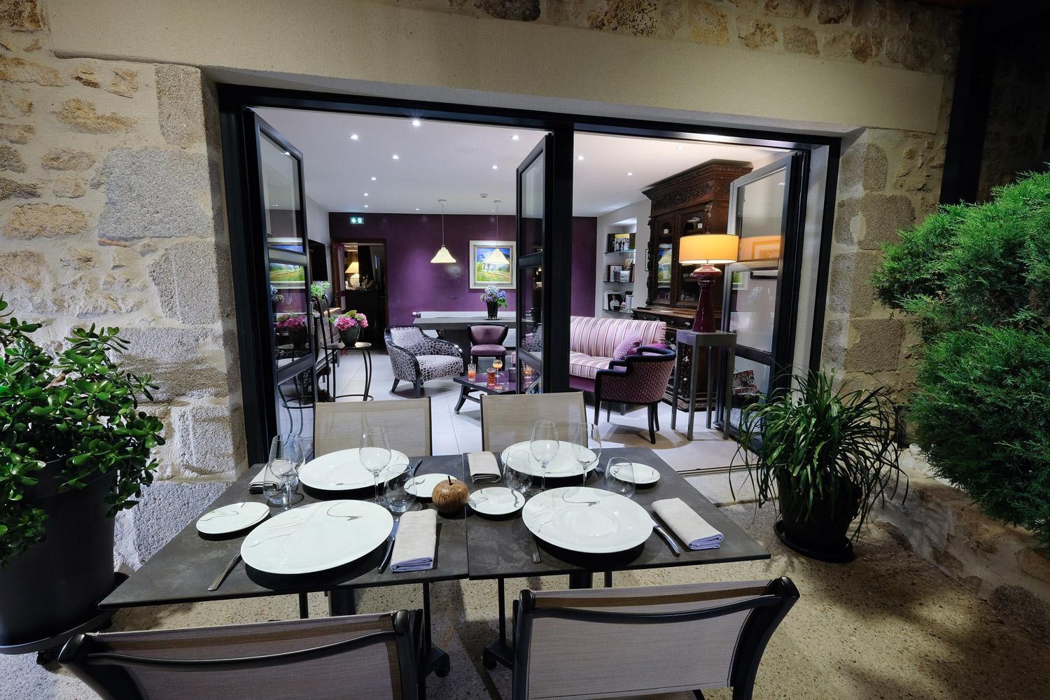 Logis Hotel Restaurant Nougier Saint-Etienne-de-Fursac Екстер'єр фото
