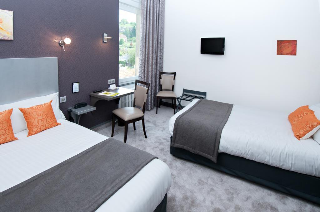Logis Hotel Restaurant Nougier Saint-Etienne-de-Fursac Екстер'єр фото